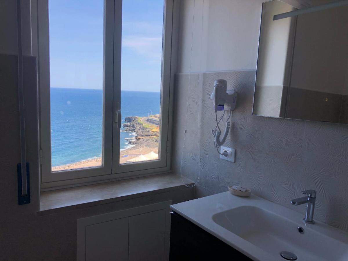 Seascape Rooms カターニア エクステリア 写真